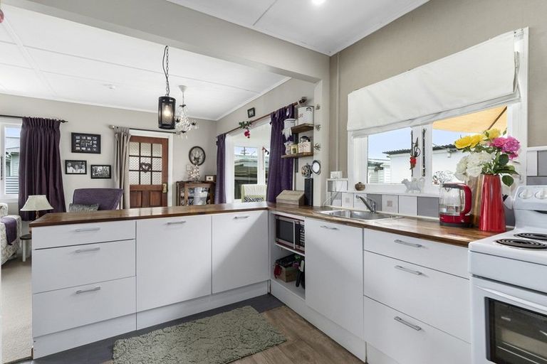 Photo of property in 1 Pickett Place, Morrinsville, 3300