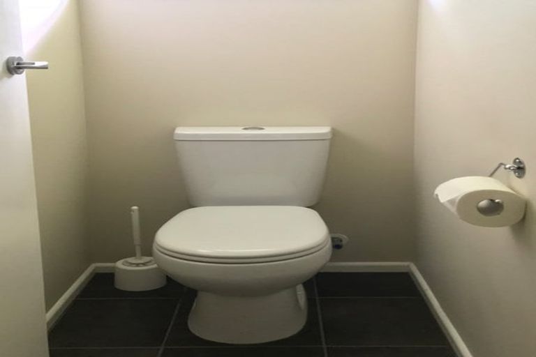 Photo of property in 37 Delhi Crescent, Khandallah, Wellington, 6035