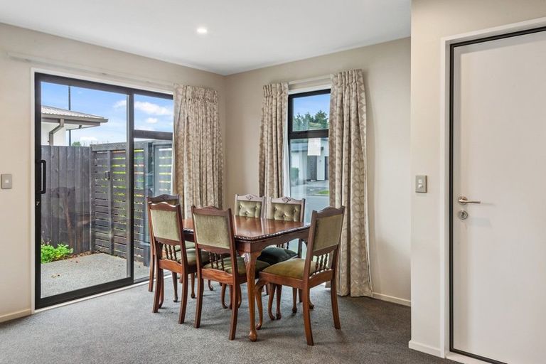 Photo of property in 21 Te Rito Street, Marshland, Christchurch, 8083