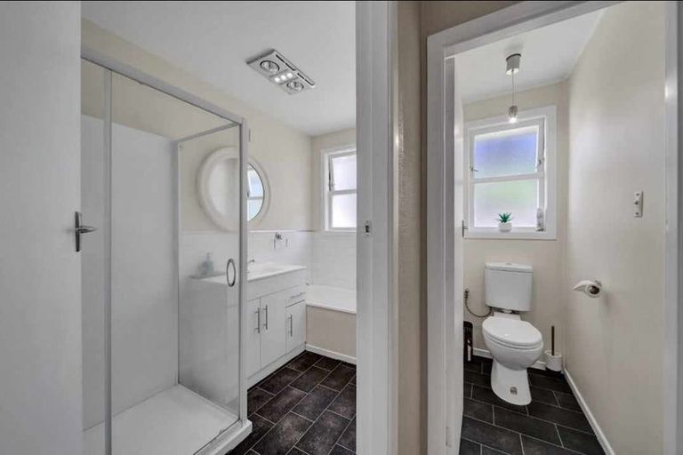 Photo of property in 10 Taunton Place, Lynmouth, New Plymouth, 4310