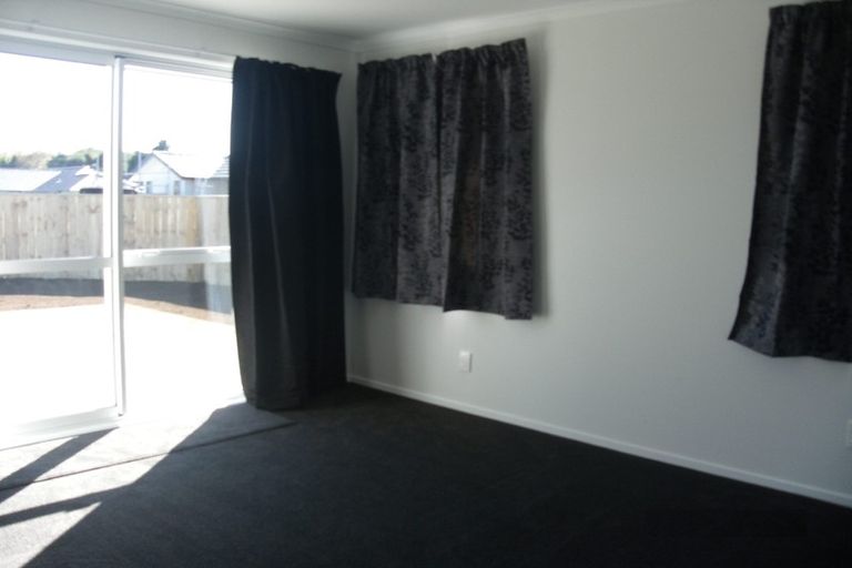 Photo of property in 112 Hinemoa Street, Levin, 5510