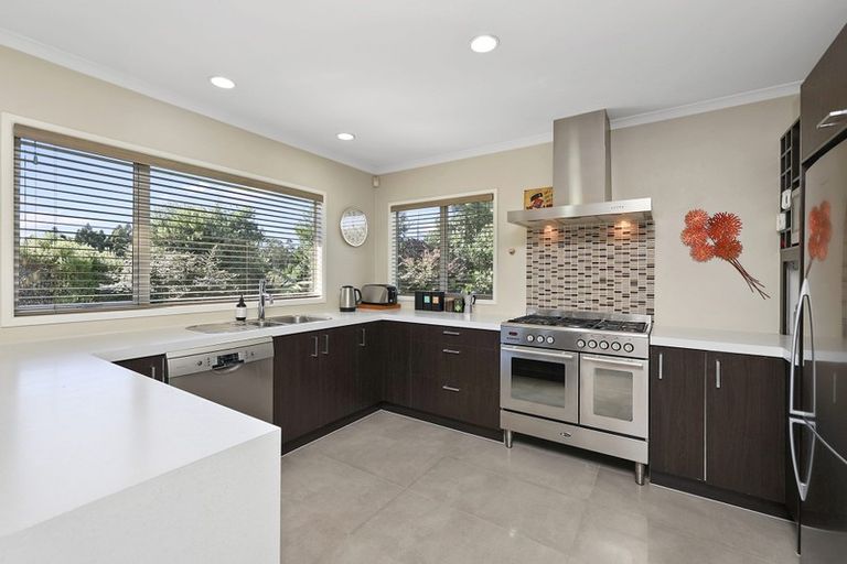 Photo of property in 71 Karamea Street, Whalers Gate, New Plymouth, 4310