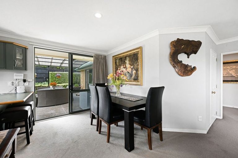 Photo of property in 3 Highgrove Drive, Grandview Heights, Hamilton, 3200