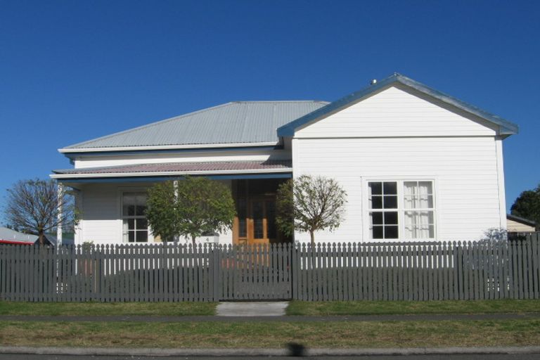 Photo of property in 4 Kinross White Street, Napier South, Napier, 4110