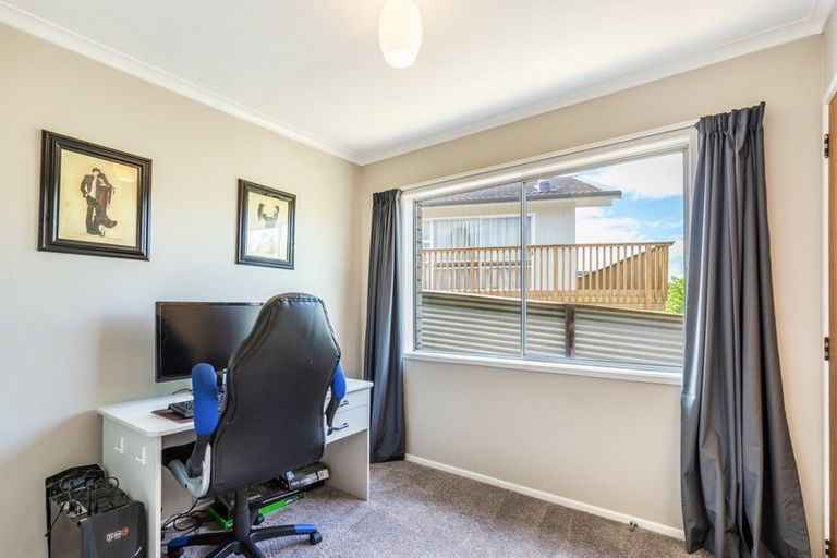 Photo of property in 106 Taupo View Road, Taupo, 3330