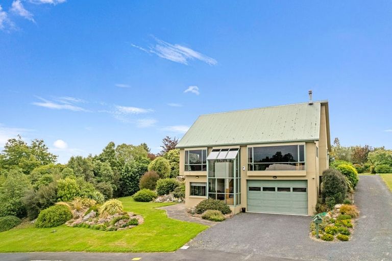 Photo of property in 12 Grove Avenue, Weston, Oamaru, 9401
