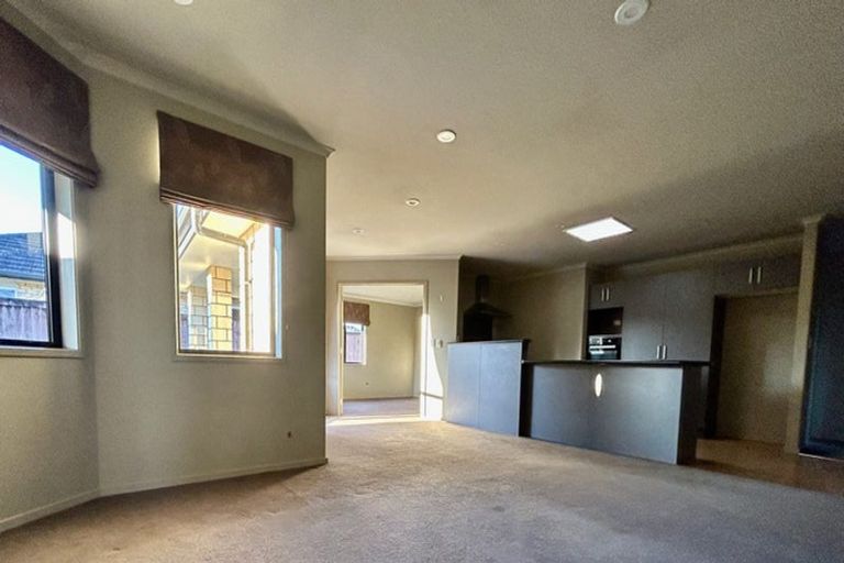 Photo of property in 16 Moonlight Drive, Rototuna North, Hamilton, 3210