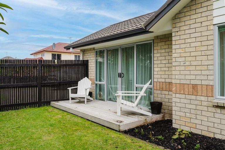 Photo of property in 26 Nielsen Gardens, Rototuna, Hamilton, 3210