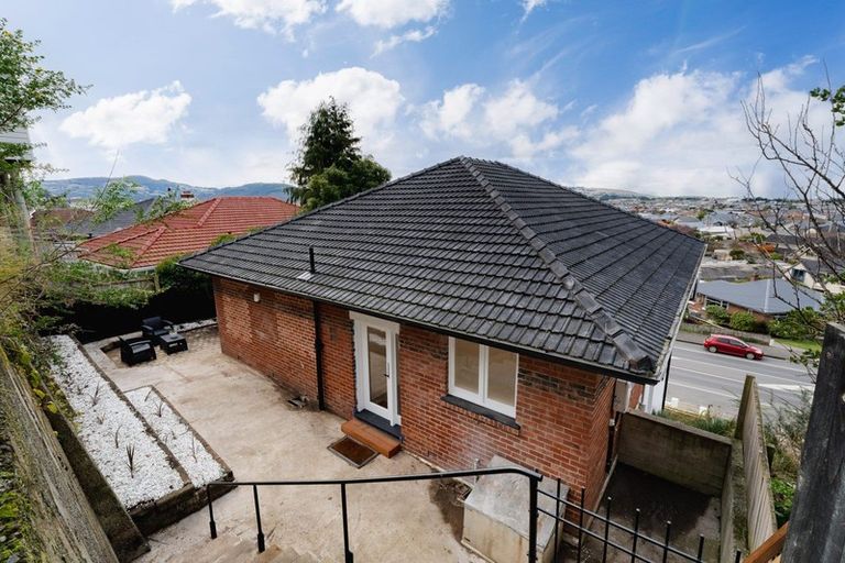 Photo of property in 104 Forbury Road, Saint Clair, Dunedin, 9012