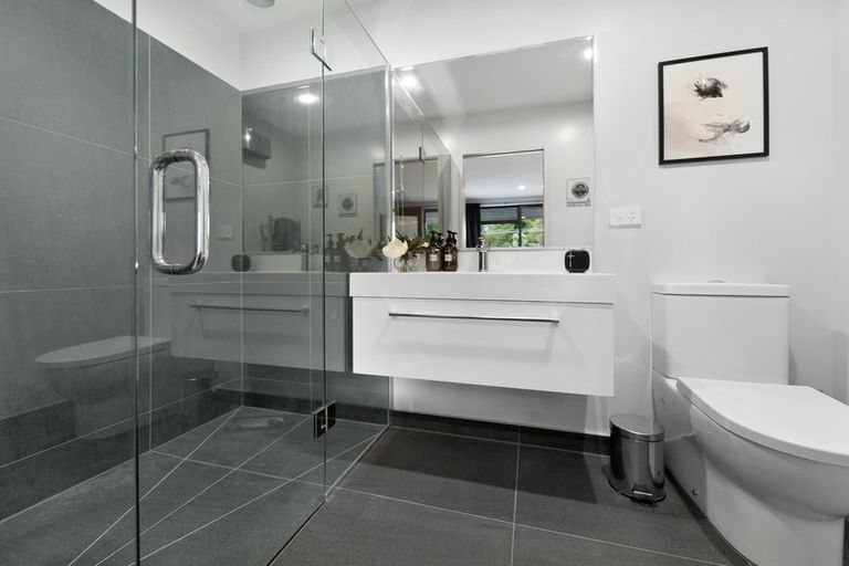 Photo of property in 6 Stamper Lane, Arthurs Point, Queenstown, 9371