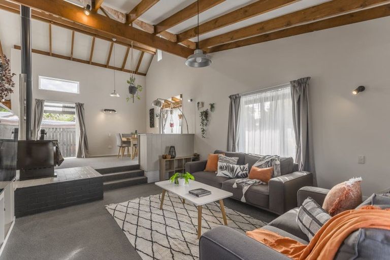 Photo of property in 12 Kew Grove, Raumati Beach, Paraparaumu, 5032