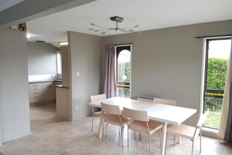 Photo of property in 34 Euston Street, Riccarton, Christchurch, 8041