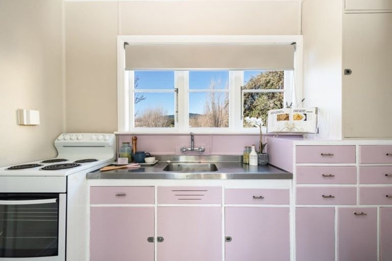 Photo of property in 190 Rosetta Road, Raumati South, Paraparaumu, 5032