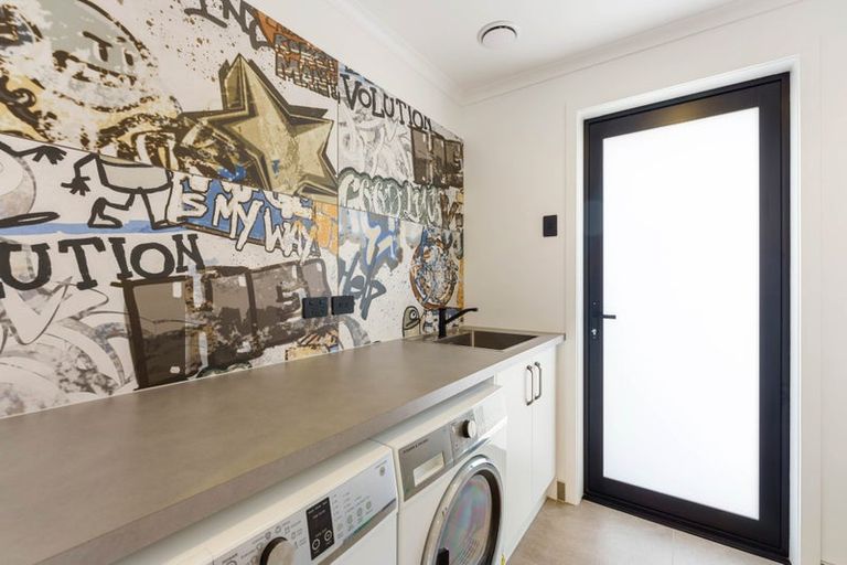 Photo of property in 5 Morepork Drive, Waikanae, 5036