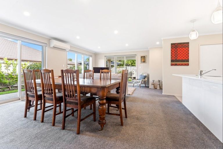 Photo of property in 20 Kokihi Lane, Snells Beach, 0920