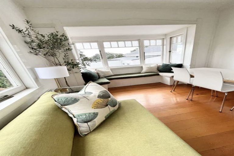 Photo of property in 2/24 West End Road, Herne Bay, Auckland, 1022