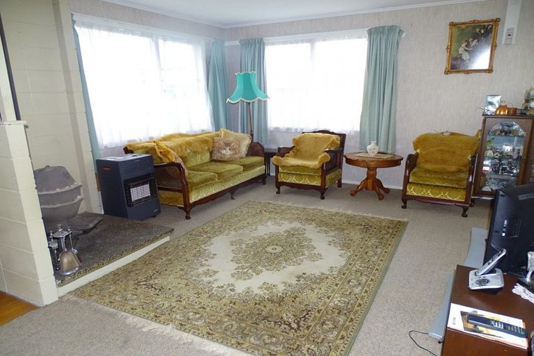 Photo of property in 15 Waimarei Avenue, Paeroa, 3600