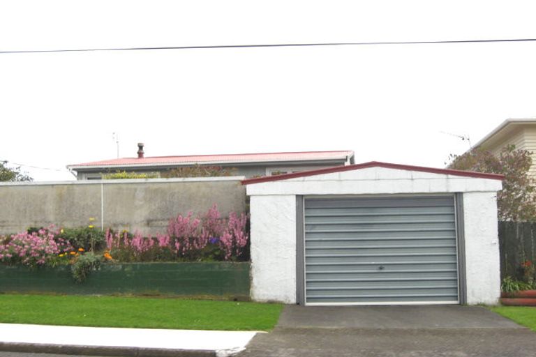 Photo of property in 52 South Road, Blagdon, New Plymouth, 4310