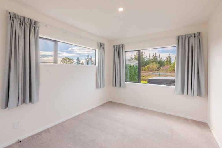 Photo of property in 1599 State Highway 2, Waipawa, 4275