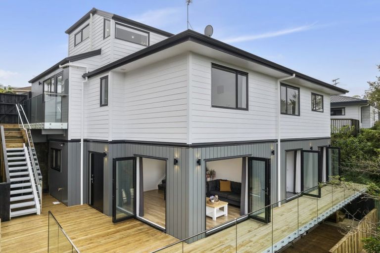 Photo of property in 11 Coventry Way, Long Bay, Auckland, 0630