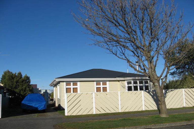 Photo of property in 113 Newcastle Street, Windsor, Invercargill, 9810