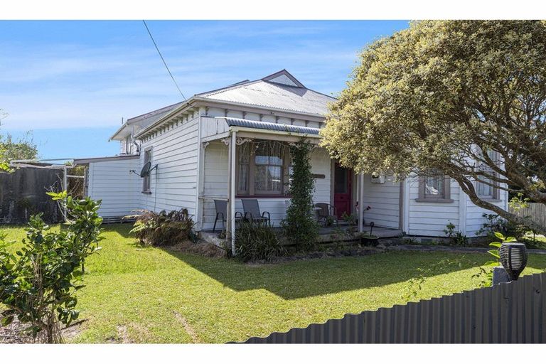Photo of property in 47 Norton Street, Te Kopuru, 0391