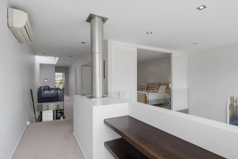 Photo of property in 12 Holly Road, St Albans, Christchurch, 8014