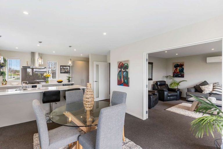 Photo of property in 7 Seaward Street, Pegasus, 7612