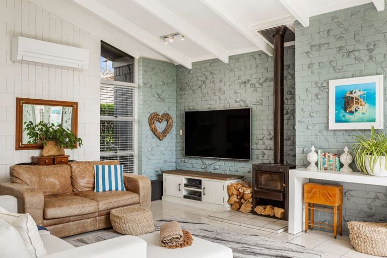 Photo of property in 39 Riverlea Road, Whenuapai, Auckland, 0618