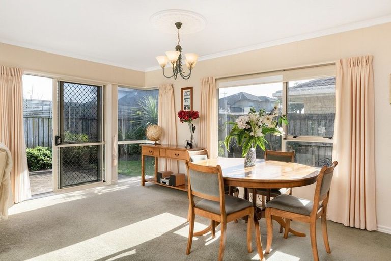 Photo of property in 16 Laguna Key, Papamoa Beach, Papamoa, 3118