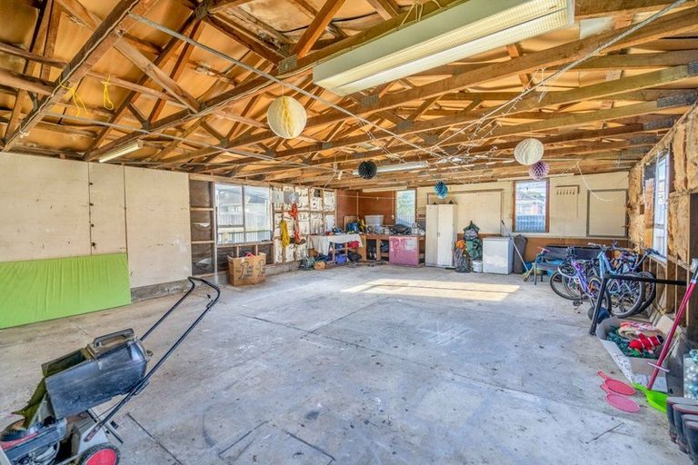 Photo of property in 23 Robertson Street, Richmond, Invercargill, 9810