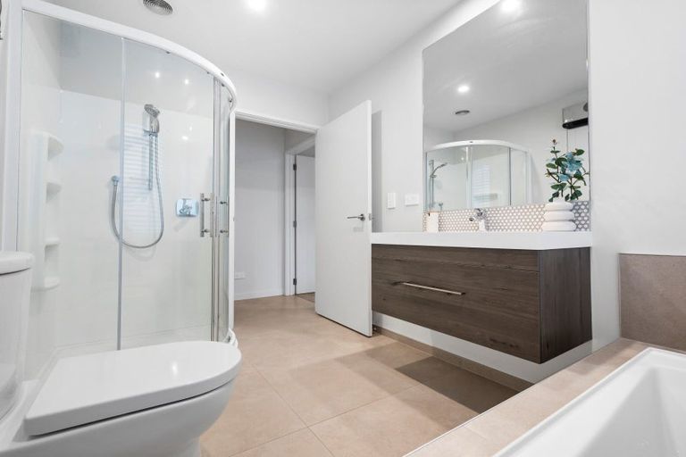 Photo of property in 45 Saint Pauls Drive, Brookfield, Tauranga, 3110