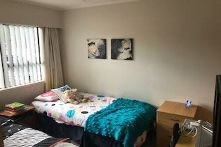 Photo of property in 129a Nile Road, Milford, Auckland, 0620