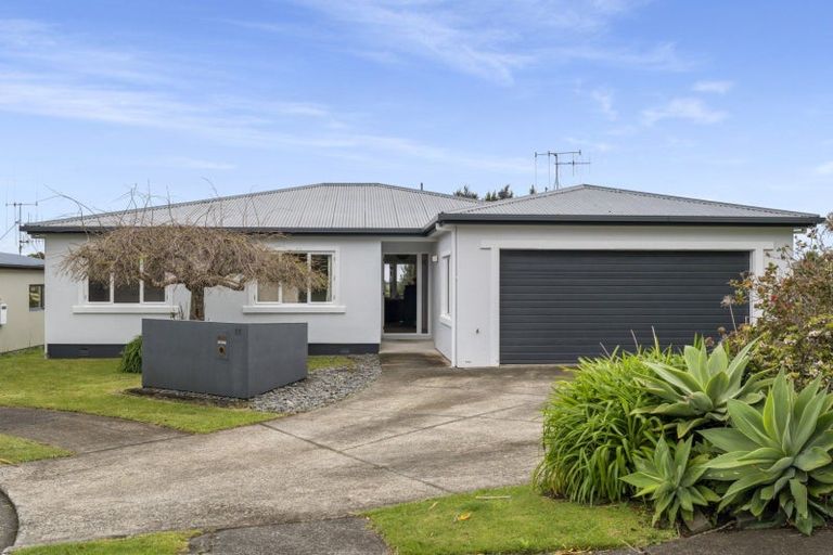 Photo of property in 22 Vanderbilt Place, Welcome Bay, Tauranga, 3112