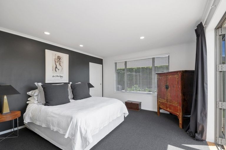 Photo of property in 26 Montgomery Crescent, Kinloch, Taupo, 3377