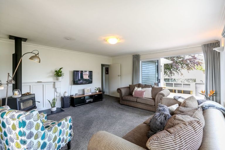 Photo of property in 163a Mangorei Road, Merrilands, New Plymouth, 4312