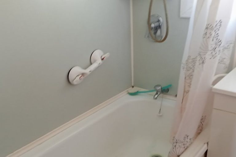 Photo of property in 42 Mcdonald Street, Mosgiel, 9024