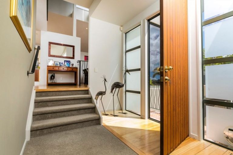 Photo of property in 64 Kate Sheppard Avenue, Torbay, Auckland, 0630