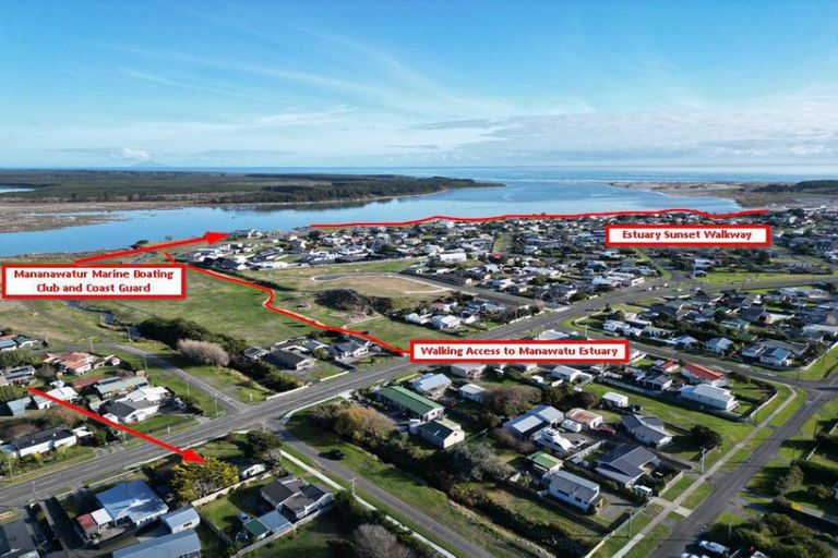 Photo of property in 49 Seabury Avenue, Foxton Beach, Foxton, 4815