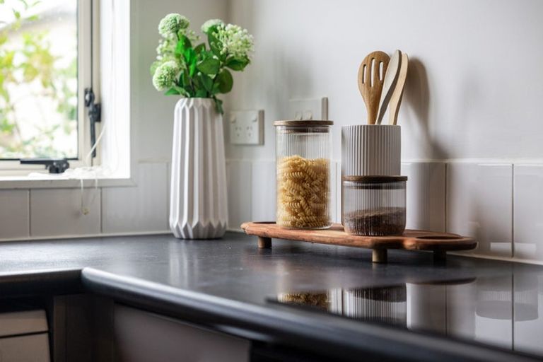 Photo of property in 20 Brashier Circle, Sunnyvale, Auckland, 0612