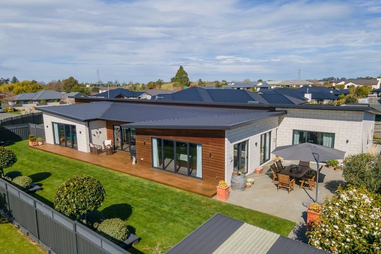 Photo of property in 19 Lazarette Loop, Gleniti, Timaru, 7910