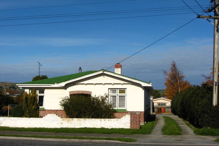 Photo of property in 12 Lawrence Street, East Gore, Gore, 9710