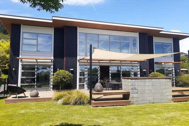 Photo of property in 17 Campbell Street, Nelson South, Nelson, 7010