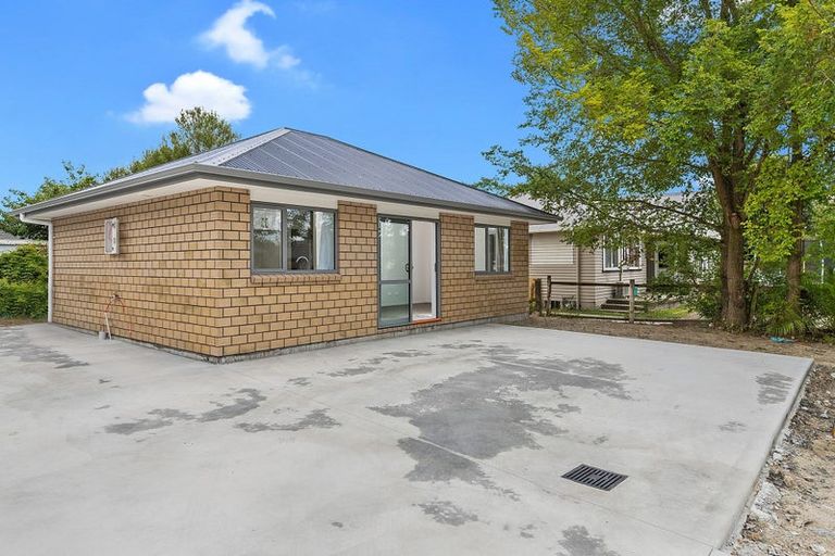 Photo of property in 1 Yeats Crescent, Fairfield, Hamilton, 3214