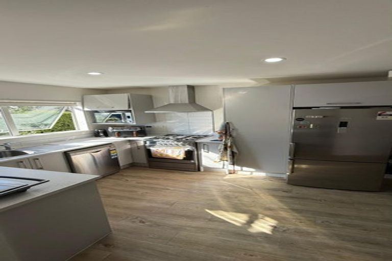 Photo of property in 15 Apple Orchard Way, Sunnyvale, Auckland, 0612
