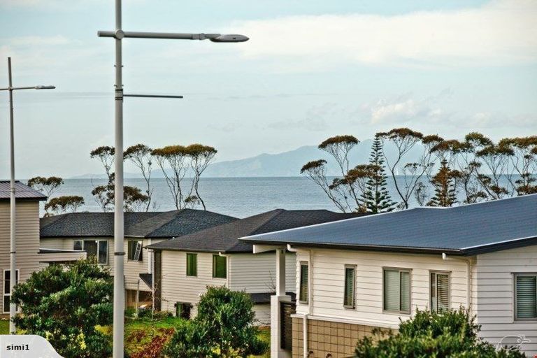 Photo of property in 11 Remuremu Street, Long Bay, Auckland, 0630