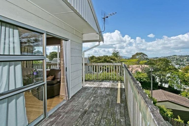 Photo of property in 130 Manuka Road, Bayview, Auckland, 0629
