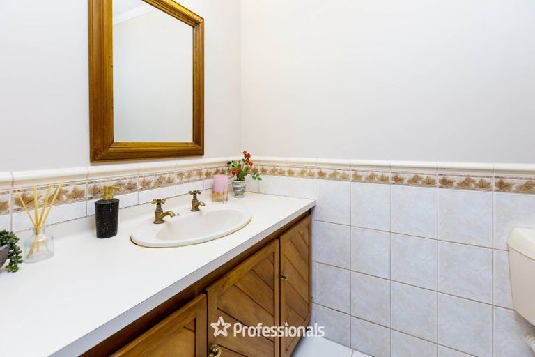 Photo of property in 1 Hobbit Lane, Pinehaven, Upper Hutt, 5371