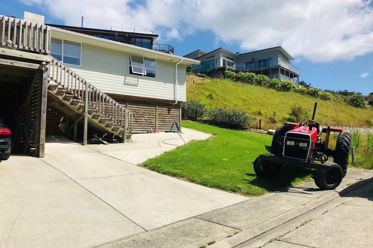 Photo of property in 18 Taranga Road, Langs Beach, Waipu, 0582