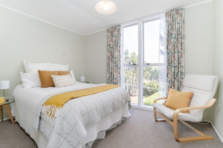 Photo of property in 65 Cunliffe Street, Churton Park, Wellington, 6037